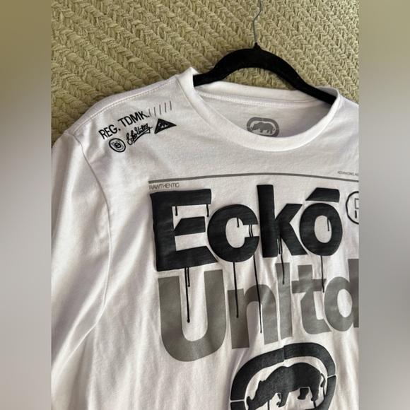 Ecko Unlimited White Tee with Black Logo and Graphic - Picture 3 of 10